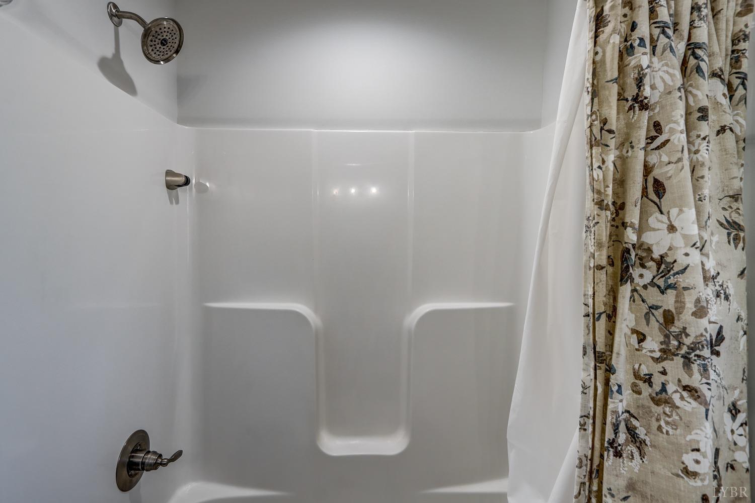 187 Windsor Forest Drive, Concord, Virginia image 28