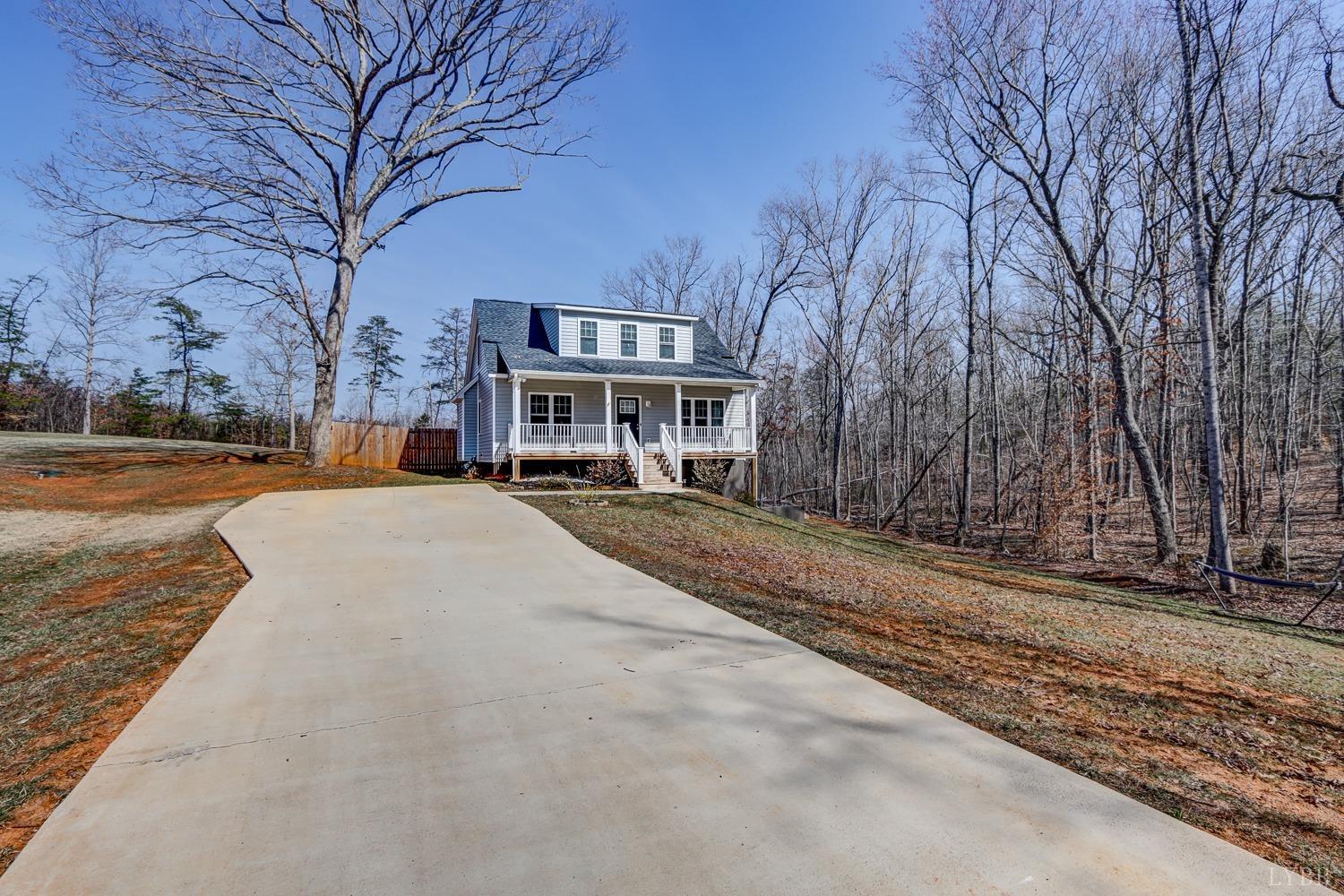 187 Windsor Forest Drive, Concord, Virginia image 2