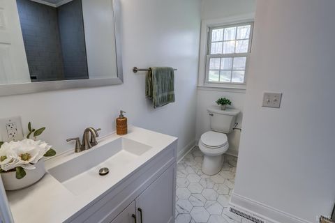 Tiny photo for 303 Grove Street, Hurt, VA 24563 (MLS # 364952)