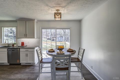 Tiny photo for 303 Grove Street, Hurt, VA 24563 (MLS # 364952)