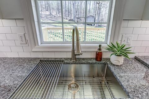 Tiny photo for 303 Grove Street, Hurt, VA 24563 (MLS # 364952)