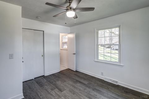 Tiny photo for 303 Grove Street, Hurt, VA 24563 (MLS # 364952)