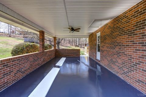 Tiny photo for 303 Grove Street, Hurt, VA 24563 (MLS # 364952)