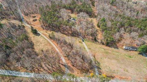 Tiny photo for 2926 Forbes Mill Road, Bedford, VA 24523 (MLS # 365234)