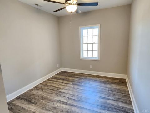 Tiny photo for 3008 Hill Street #307, Lynchburg, VA 24501 (MLS # 364575)