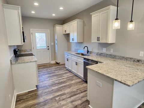 Tiny photo for 3008 Hill Street #307, Lynchburg, VA 24501 (MLS # 364575)