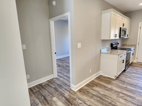 Tiny photo for 3008 Hill Street #307, Lynchburg, VA 24501 (MLS # 364575)