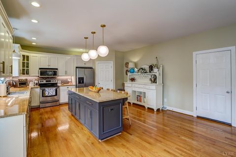 Tiny photo for 105 Bethel Park Drive, Lynchburg, VA 24502 (MLS # 364982)