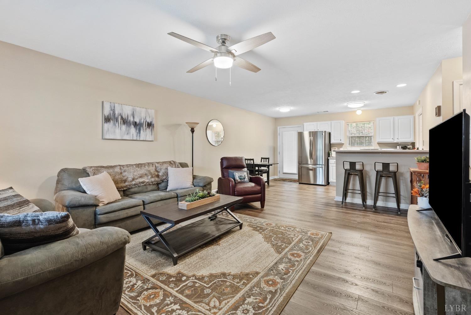 320 Blackhawke Drive, Lynchburg, Virginia image 3