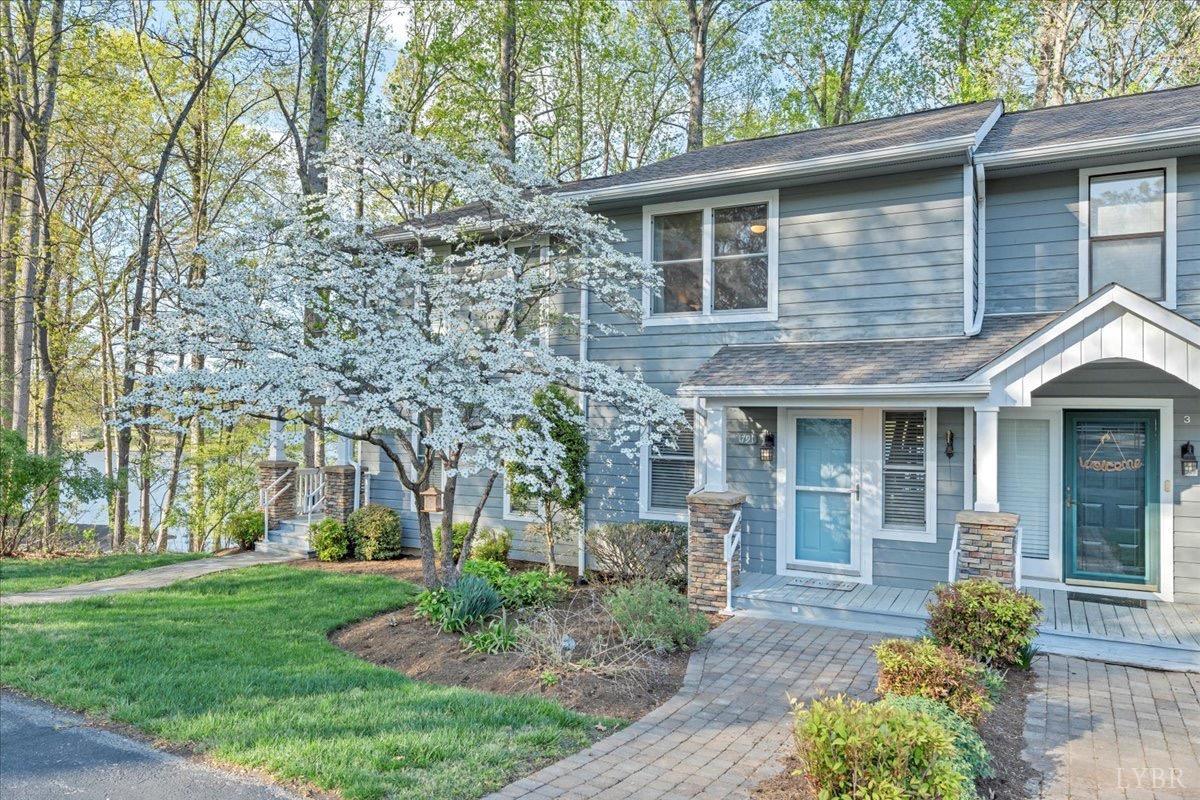 1791 Windlass Drive, Moneta, Virginia image 3