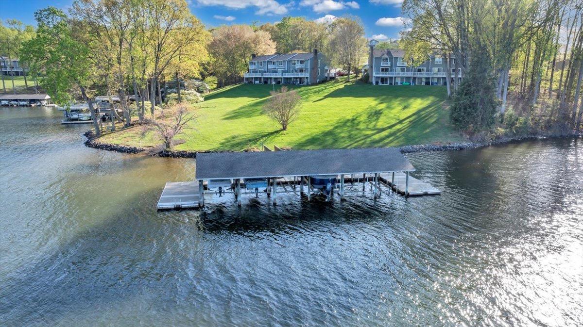 1791 Windlass Drive, Moneta, Virginia image 33