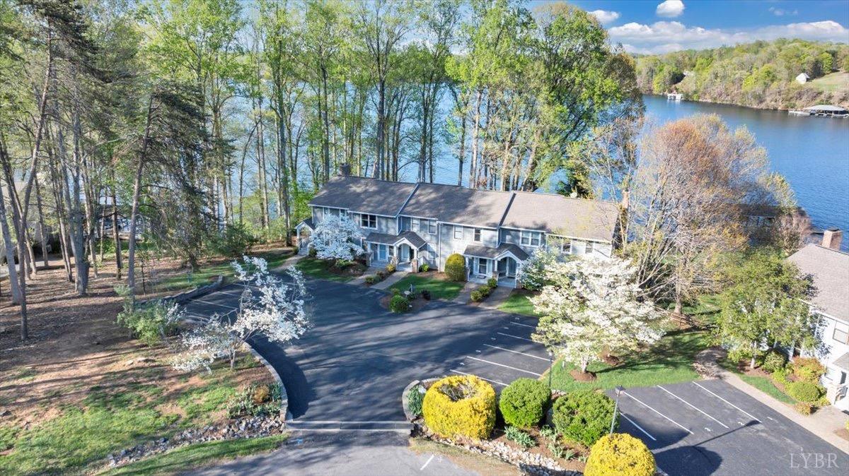 1791 Windlass Drive, Moneta, Virginia image 1
