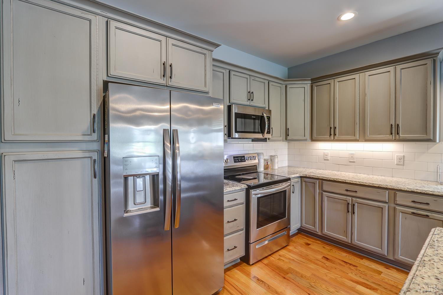 1013 Cobblestone Lane, Forest, Virginia image 17