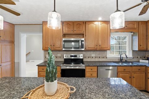 Tiny photo for 7092 Stage Coach Road, Nathalie, VA 24577 (MLS # 364685)