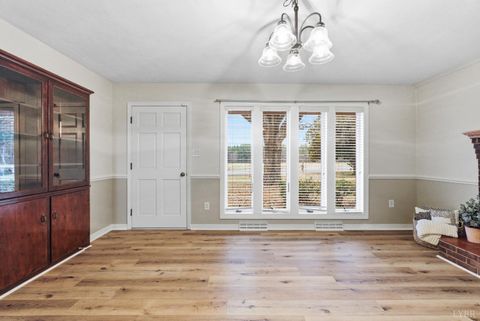 Tiny photo for 7092 Stage Coach Road, Nathalie, VA 24577 (MLS # 364685)