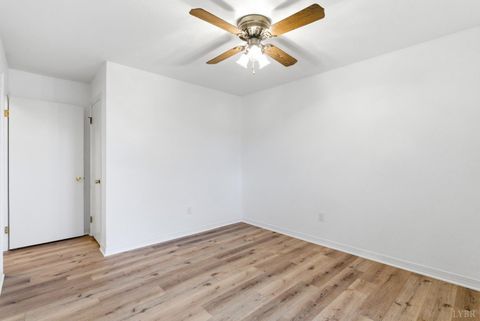 Tiny photo for 7092 Stage Coach Road, Nathalie, VA 24577 (MLS # 364685)