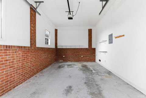 Tiny photo for 7092 Stage Coach Road, Nathalie, VA 24577 (MLS # 364685)