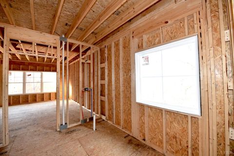 Tiny photo for 40 Sassafras Ct., Moneta, VA 24121 (MLS # 363124)