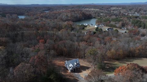 Tiny photo for 40 Sassafras Ct., Moneta, VA 24121 (MLS # 363124)