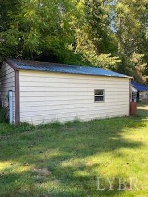 Tiny photo for 123 Lynchburg Avenue, Monroe, VA 24574 (MLS # 361947)