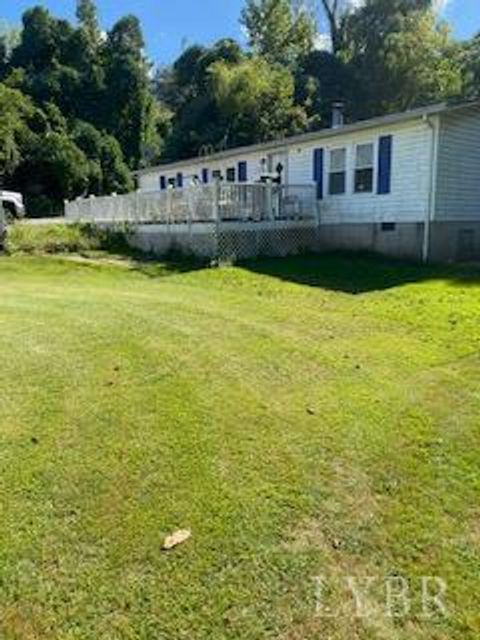 Tiny photo for 123 Lynchburg Avenue, Monroe, VA 24574 (MLS # 361947)
