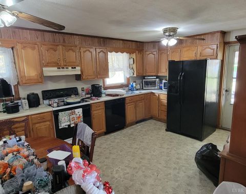 Tiny photo for 78 Lakeside Drive, Lynchburg, VA 24504 (MLS # 362923)