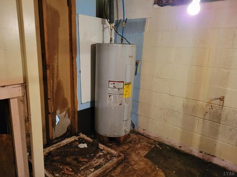 Tiny photo for 78 Lakeside Drive, Lynchburg, VA 24504 (MLS # 362923)