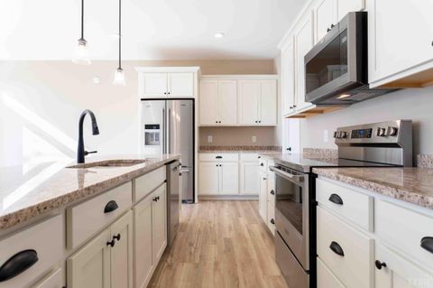 Tiny photo for 1115 Thornblade Way, Blue Ridge, VA 24064 (MLS # 364441)