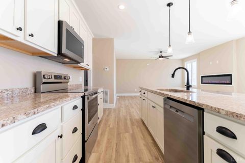 Tiny photo for 1115 Thornblade Way, Blue Ridge, VA 24064 (MLS # 364441)