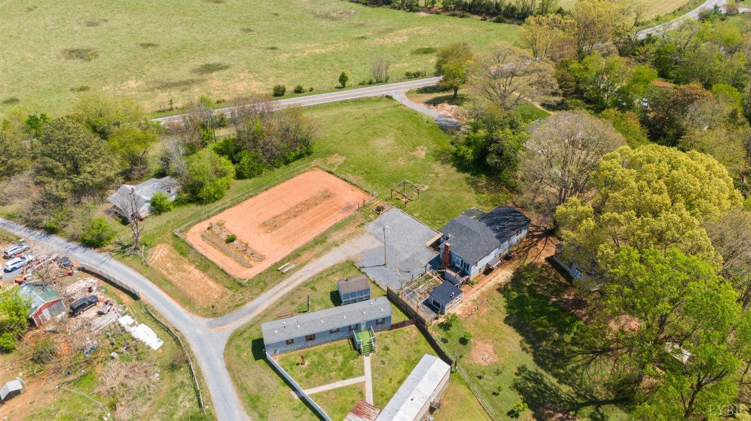 1062 Overacre Drive Dr, Bedford, Virginia image 10