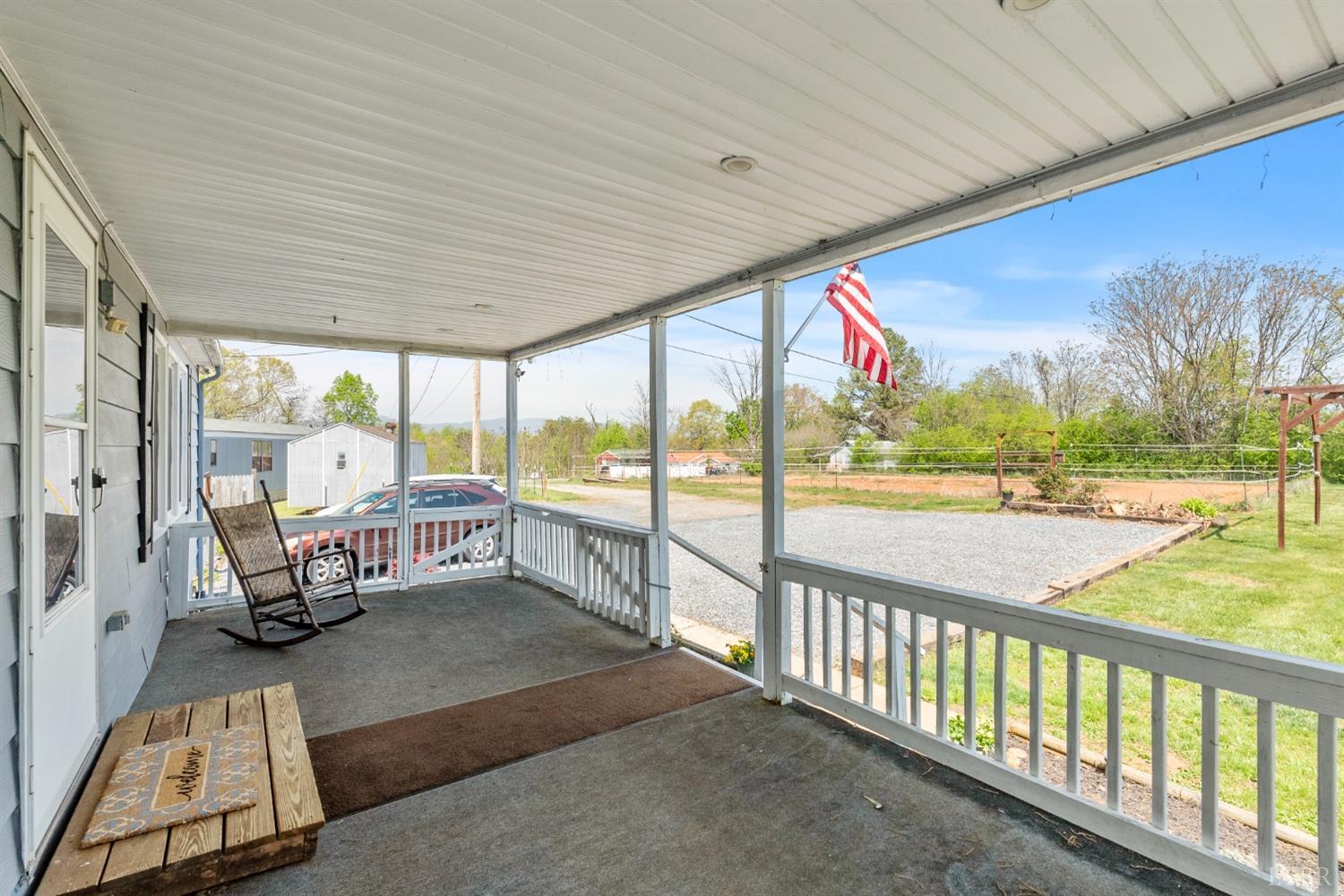1062 Overacre Drive Dr, Bedford, Virginia image 2