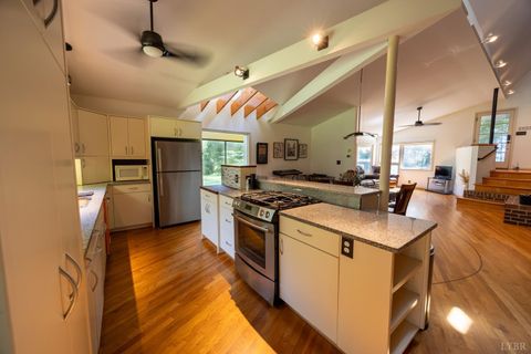 Tiny photo for 2246 Country Club Rd, Appomattox, VA 24522 (MLS # 364052)