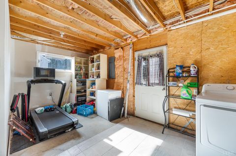 Tiny photo for 103 Fowler Street, Lynchburg, VA 24502 (MLS # 363806)