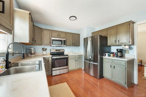 Tiny photo for 103 Fowler Street, Lynchburg, VA 24502 (MLS # 363806)