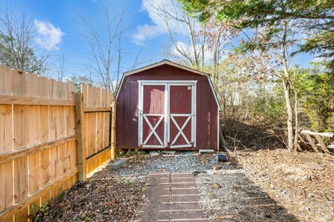 Tiny photo for 103 Fowler Street, Lynchburg, VA 24502 (MLS # 363806)