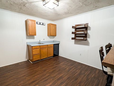 Tiny photo for 175 Goldfinch Drive, Lynchburg, VA 24501 (MLS # 366371)