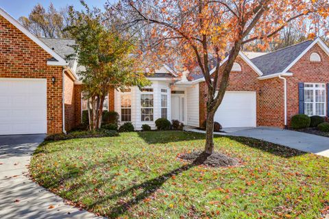 Tiny photo for 118 Riverbirch Trce Trce, Lynchburg, VA 24502 (MLS # 362902)