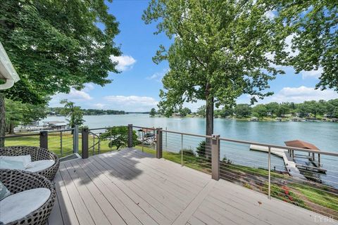 Tiny photo for 292 Cove Road, Penhook, VA 24137 (MLS # 362999)