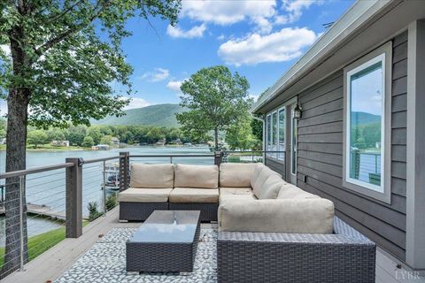 Tiny photo for 292 Cove Road, Penhook, VA 24137 (MLS # 362999)