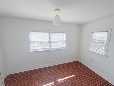 Tiny photo for 301 Yeardley Avenue, Lynchburg, VA 24501 (MLS # 365029)