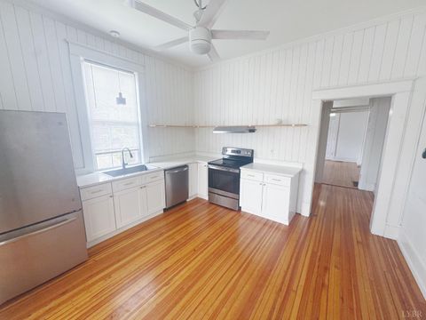 Tiny photo for 301 Yeardley Avenue, Lynchburg, VA 24501 (MLS # 365029)