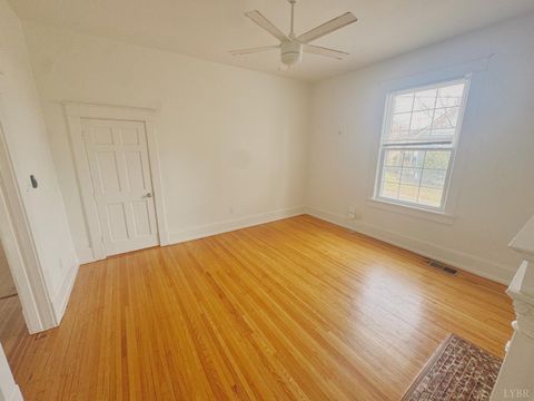 Tiny photo for 301 Yeardley Avenue, Lynchburg, VA 24501 (MLS # 365029)