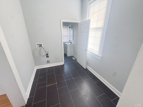 Tiny photo for 301 Yeardley Avenue, Lynchburg, VA 24501 (MLS # 365029)