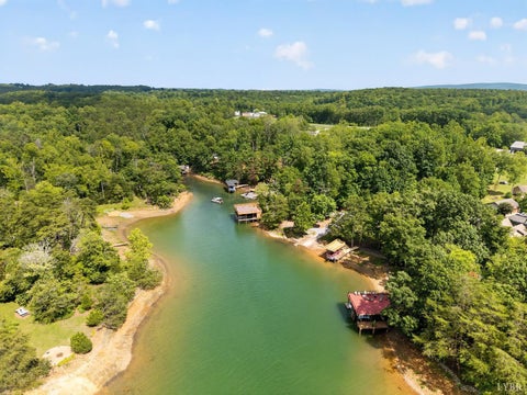 Vacant Land For Sale - 1091 Silver Place<br/> Moneta, VA 24121