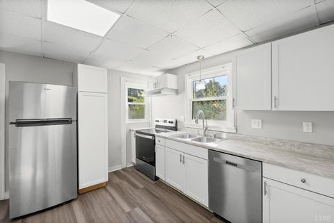 Tiny photo for 811 Polk Street, Lynchburg, VA 24501 (MLS # 363955)