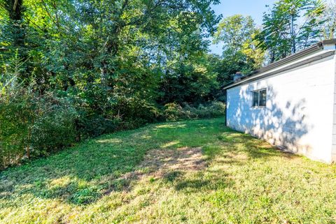 Tiny photo for 811 Polk Street, Lynchburg, VA 24501 (MLS # 363955)
