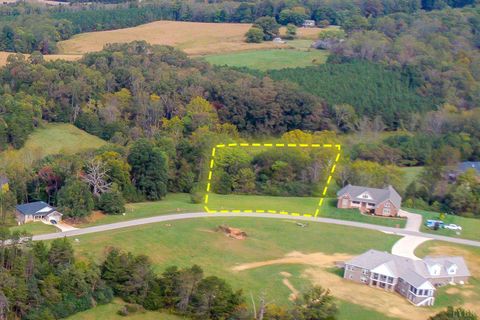 Photo of 14 Nyle Ridge Road, Wirtz, VA 24184 (MLS # 362414) Photo of 14 Nyle Ridge Road, Wirtz, VA 24184 (MLS # 362414)