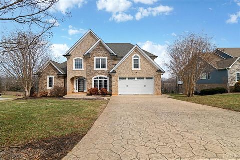Photo of 1450 Lejack Circle, Forest, VA 24551 (MLS # 364573)