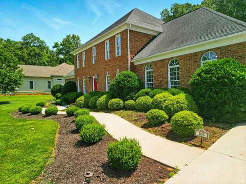 Tiny photo for 103 Waterton Drive, Lynchburg, VA 24503 (MLS # 365373)