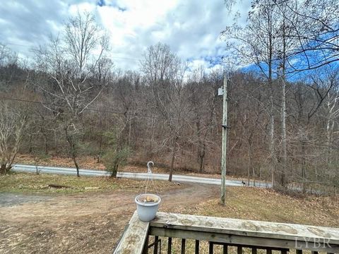 Tiny photo for 1959 Sweet Hollow Road, Big Island, VA 24526 (MLS # 366086)